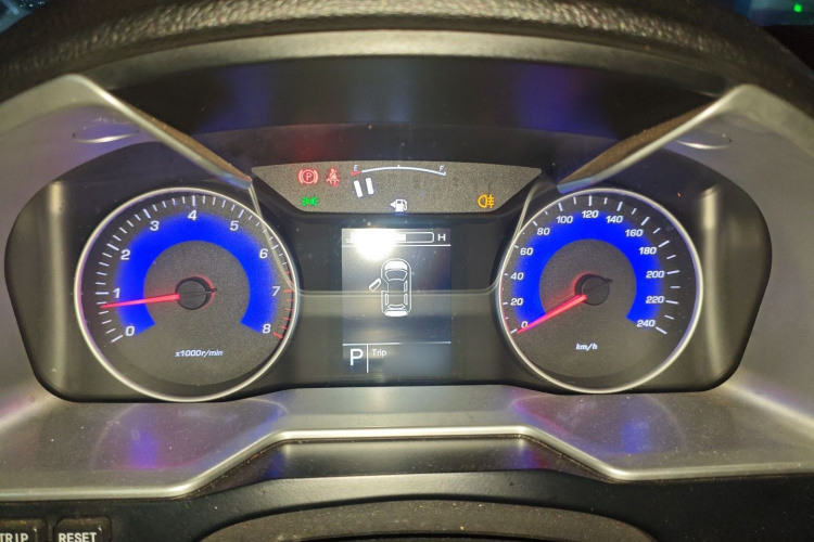 吉利汽车 帝豪 2015款 三厢 1.5L CVT向上版局部细节14