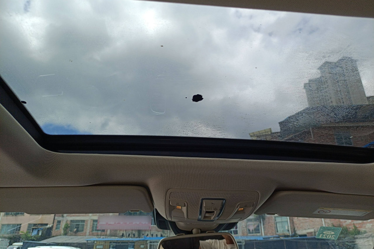 奔驰GLE 2017款 GLE 320 4MATIC 豪华型局部细节22