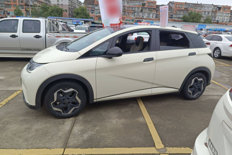 比亚迪 海豚 2021款 405km 时尚版车身外观6003