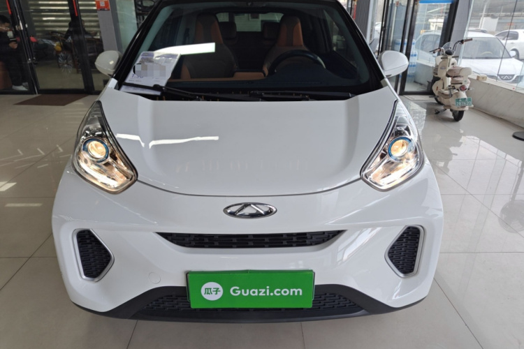 奇瑞 小蚂蚁 2018款 400 4座智享版车身外观2