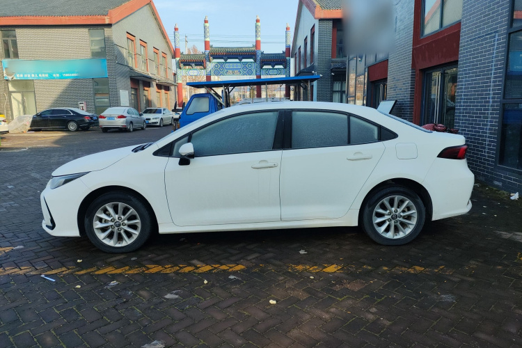 丰田 卡罗拉 2021款 1.2T S-CVT精英PLUS版车身外观4