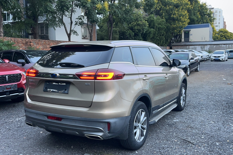 吉利汽车 博越 2018款 1.8TD 自动两驱智联型4G互联版车身外观6004