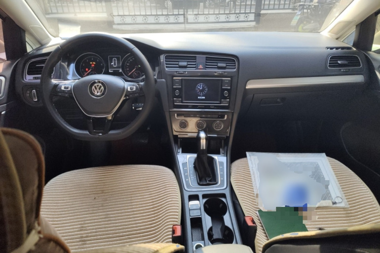 大众 高尔夫 2018款 1.6L 自动舒适型中控内饰12