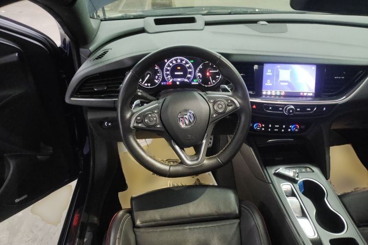 别克 君威 2021款 GS 28T 尊贵型局部细节13