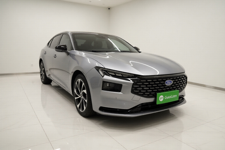 福特 蒙迪欧 2022款 改款 EcoBoost 245 至尊型车身外观3