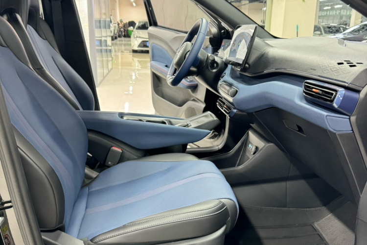 比亚迪 海鸥 2025款 405km 飞翔版中控内饰7004