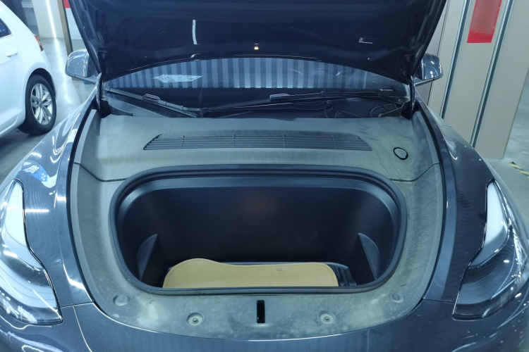 特斯拉 Model Y 2024款 后轮驱动版局部细节24