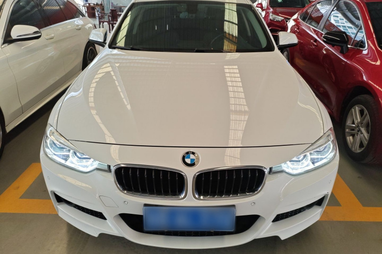 宝马3系 2019款 320Li M运动套装车身外观2