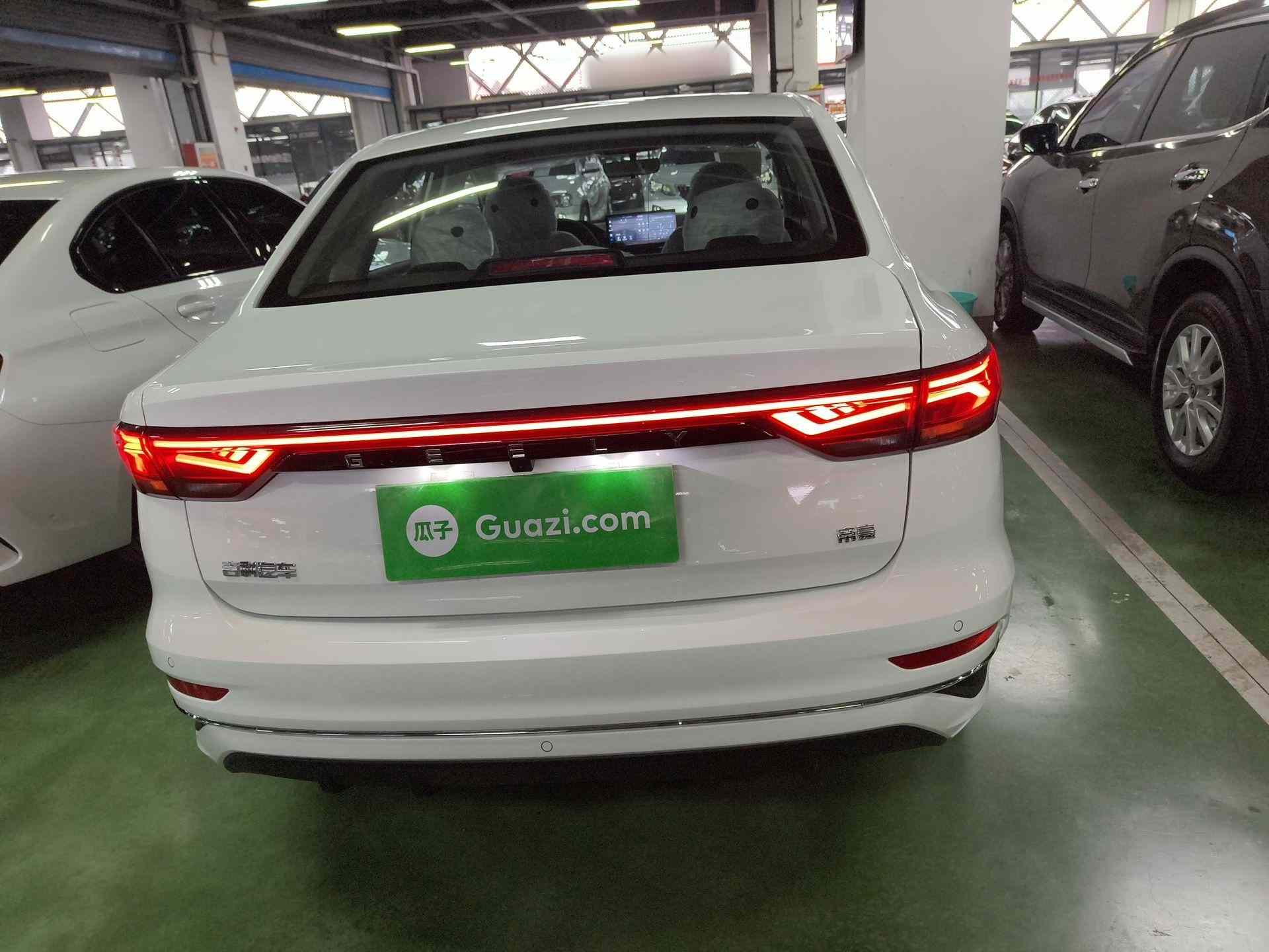 吉利汽车 帝豪 2026款 第4代 400万纪念款 1.5L CVT飞越型(4)