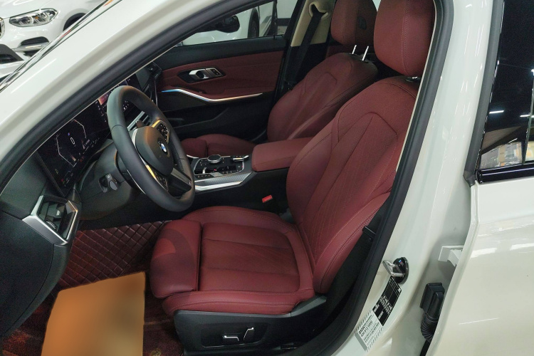 宝马3系 2024款 325Li M运动曜夜套装局部细节19