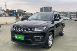 Jeep 指南者 2020款 220T 自动精英版