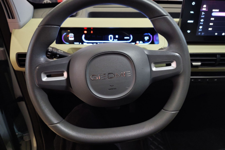 吉利银河 2023款 熊猫mini 200km 耐力熊局部细节13