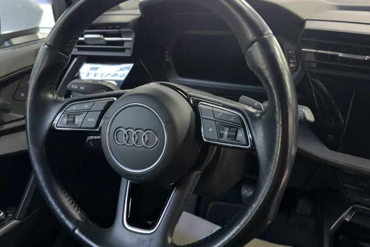 奥迪A3 2021款 A3L Limousine 35 TFSI 进取致雅型局部细节13