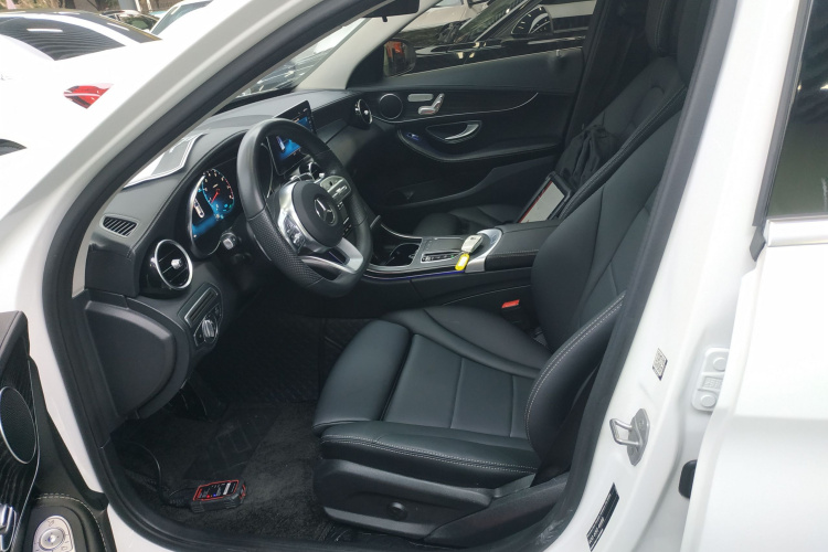 奔驰C级 2020款 改款 C 260 L 运动版中控内饰19