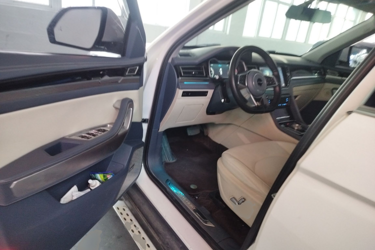 众泰 大迈X7 2018款 2.0T 自动至尊型中控内饰20