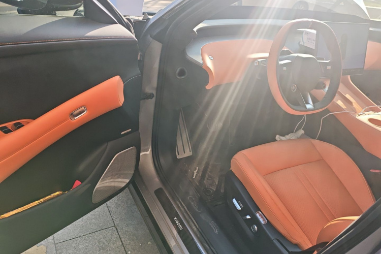 小米汽车 小米YU7 2025款 超长续航高性能四驱Max版中控内饰20