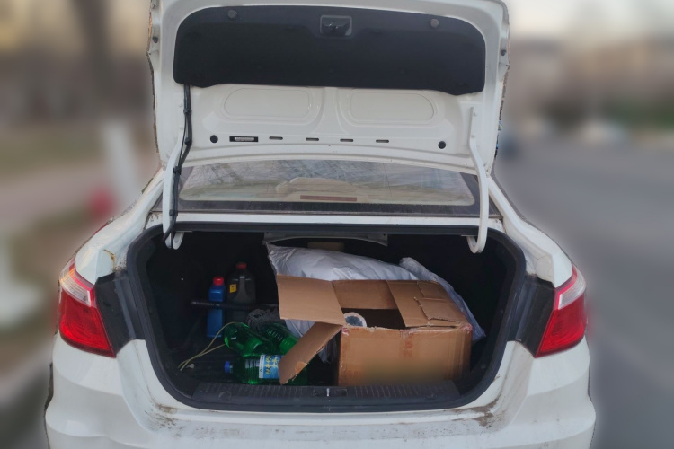 长安 逸动 2015款 1.6L 手动豪华型 国V中控内饰23