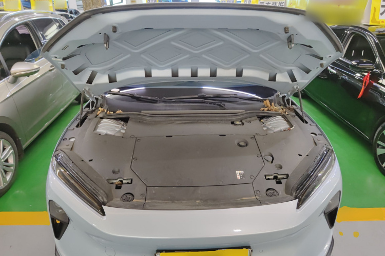 蔚来ET5 2022款 75kWh机舱底盘24