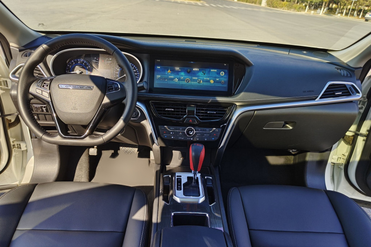 启辰T90 2018款 2.0L CVT智联智尚版 国V局部细节16