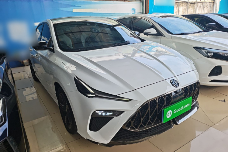 名爵 MG5天蝎座 2022款 1.5T Trophy运动旗舰版车身外观3