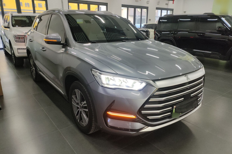 比亚迪 宋Pro新能源 2022款 DM-i 51km 豪华型车身外观3