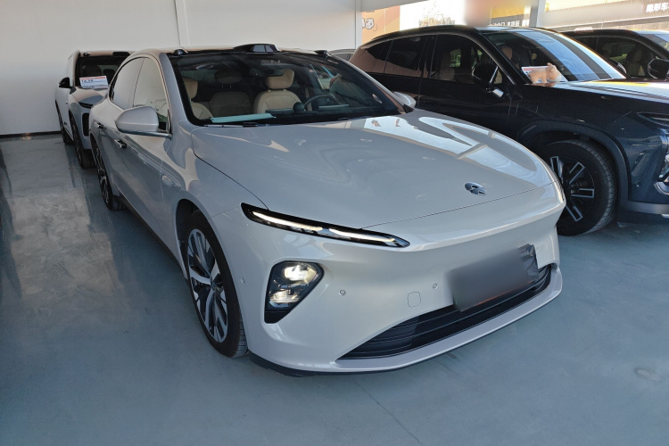 蔚来ET7 2022款 100kWh 首发版车身外观3