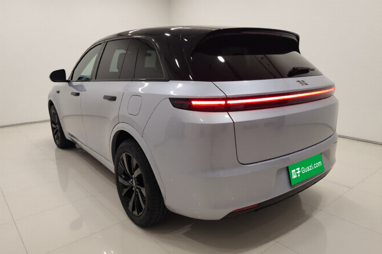 理想汽车 理想L7 2023款 Air车身外观5
