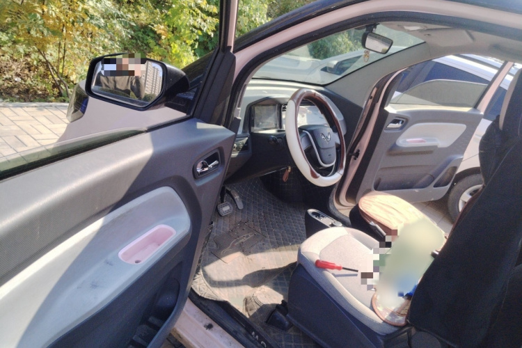 五菱汽车 宏光MINIEV 2021款 马卡龙臻享款 磷酸铁锂中控内饰7003