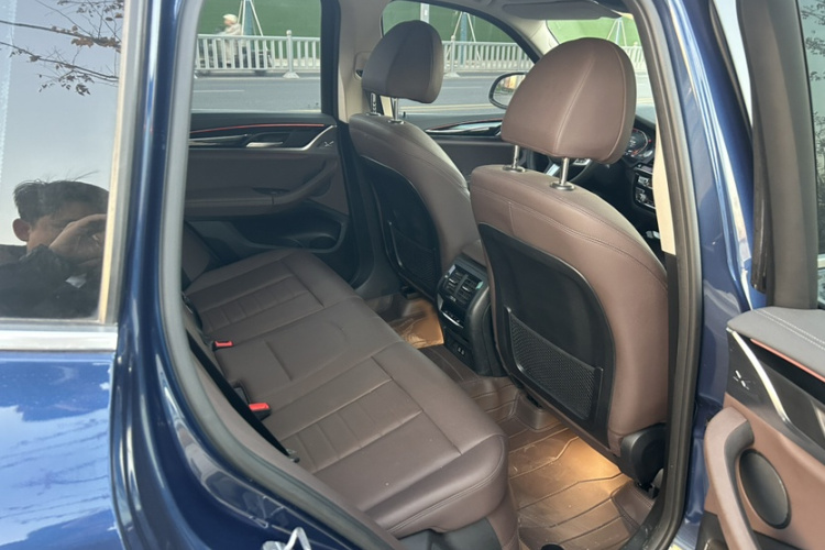 宝马X3 2021款 xDrive25i M运动套装中控内饰7010