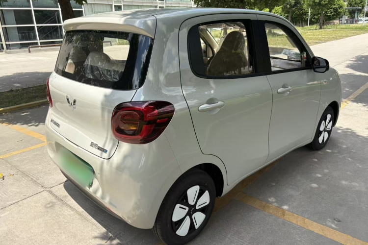 五菱汽车 宏光MINIEV 2025款 四门版 进阶款车身外观6005