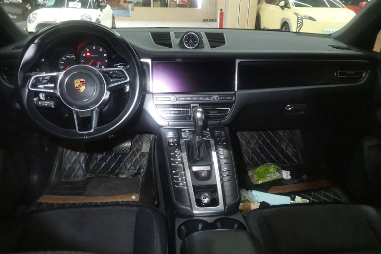 保时捷 2018款 Macan 2.0T中控内饰12