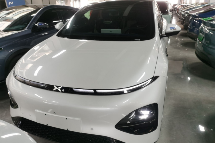 小鹏G6 2023款 580 长续航 Max车身外观2