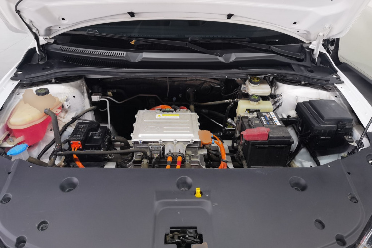 比亚迪 秦新能源 2021款 出行版机舱底盘24