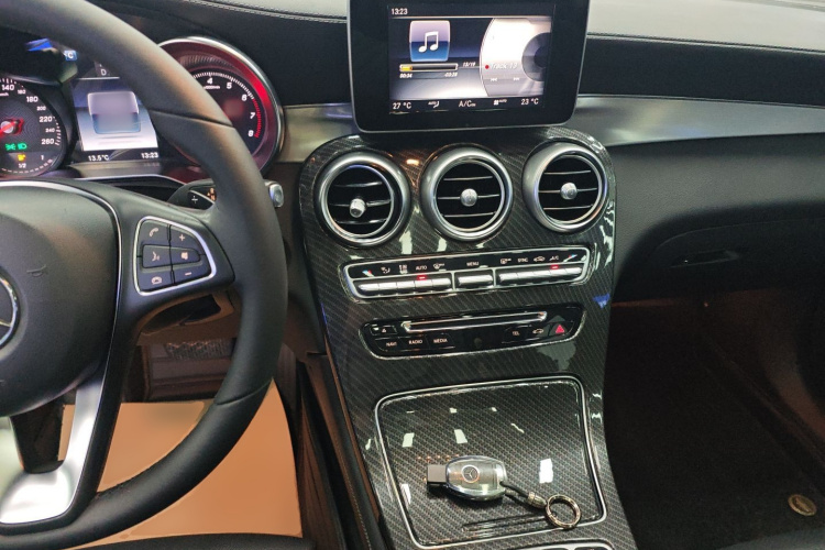 奔驰GLC 2017款 GLC 200 4MATIC中控内饰12