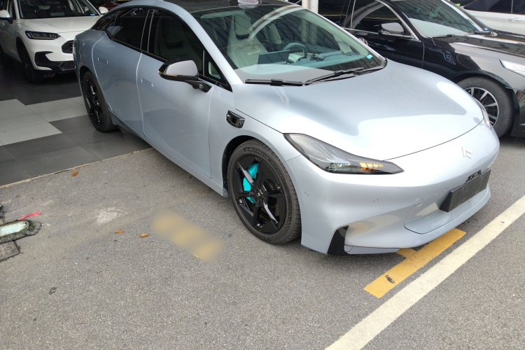 昊铂GT 2023款 710后驱超充Max版车身外观6002