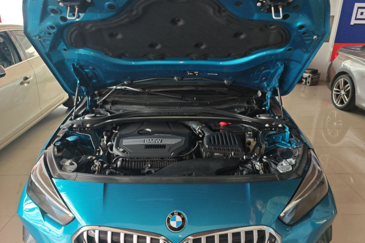 宝马2系(进口) 2021款 225i 四门轿跑车 M运动套装机舱底盘24