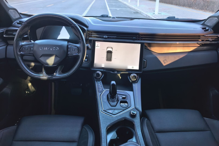 领克01 2021款 2.0TD 四驱暗夜版中控内饰7003