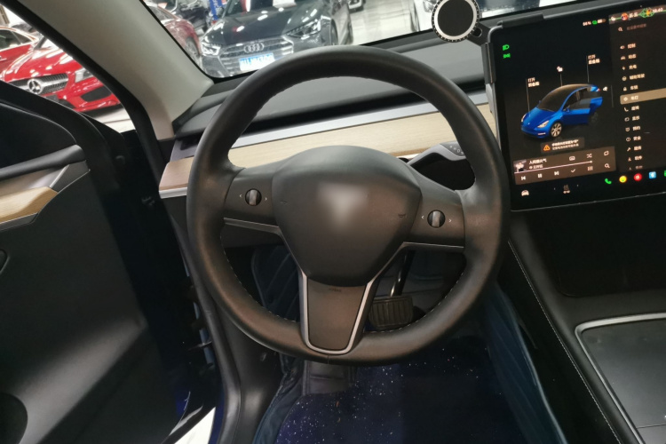 特斯拉 Model Y 2022款 后轮驱动版局部细节13