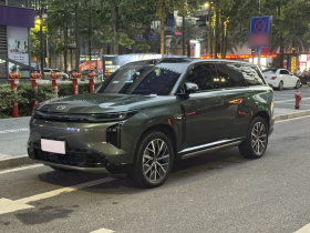 广汽传祺 传祺向往S7 2025款 180km Ultra 四驱激光雷达版