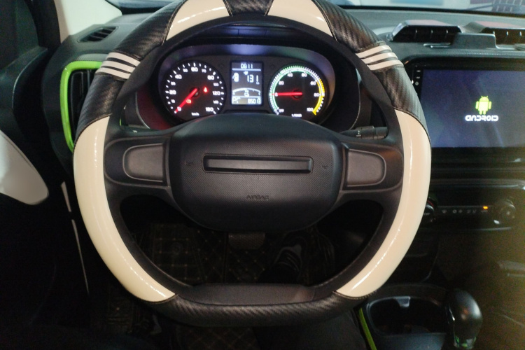 荣威 科莱威CLEVER 2021款 302km卓越版局部细节13