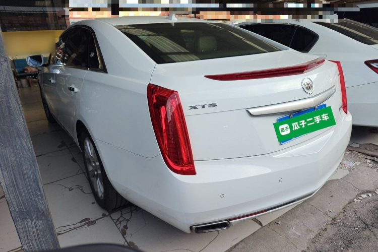 凯迪拉克XTS 2015款 28T 舒适型车身外观4