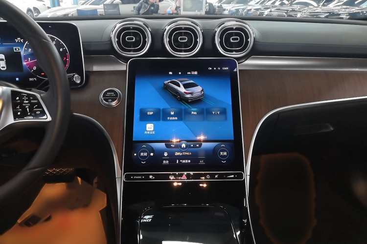 奔驰C级 2022款 C 260 L局部细节16