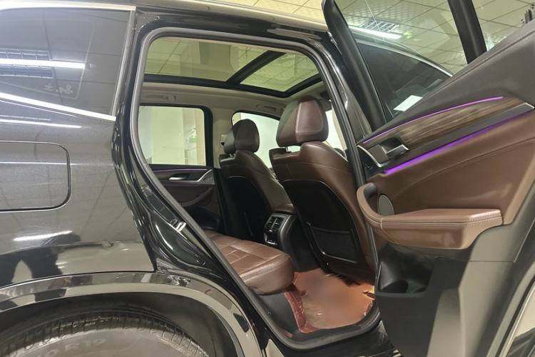 宝马X3 2020款  xDrive28i M运动套装中控内饰7007