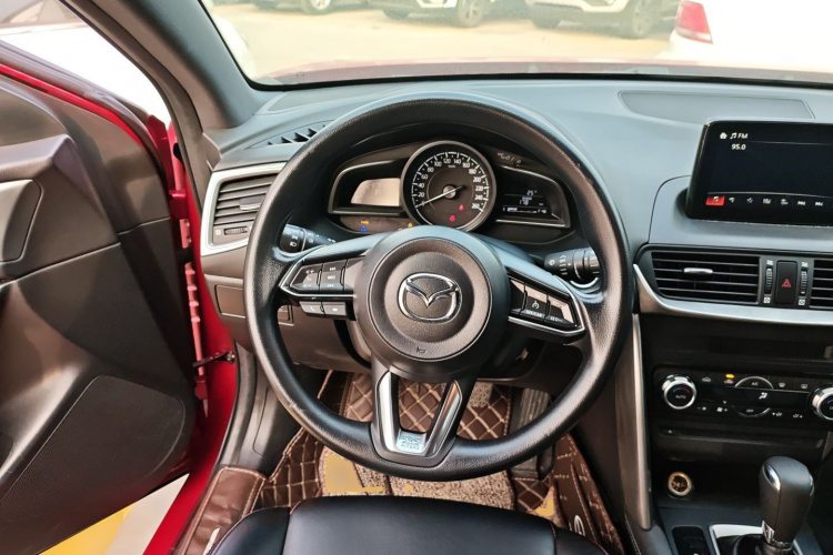 马自达CX-4 2018款 2.0L 自动两驱蓝天探索版 国V中控内饰13