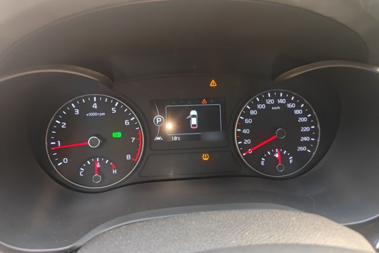 起亚K5 2016款 2.0T 自动PRM局部细节14