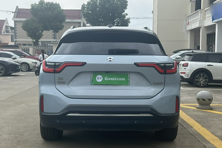 蔚来ES6 2020款 455KM 运动版车身外观6001