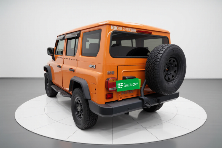 BAW北汽制造 212经典 2023款 狙击手 2.4T 手动轻装款车身外观5