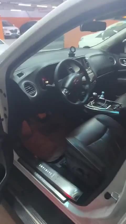 英菲尼迪QX60(进口) 2016款 2.5 S/C Hybrid 两驱卓越版 国V讲解1