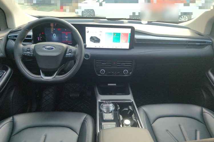 福特 锐界 2022款 PLUS EcoBoost 245 四驱铂锐型 7座中控内饰12