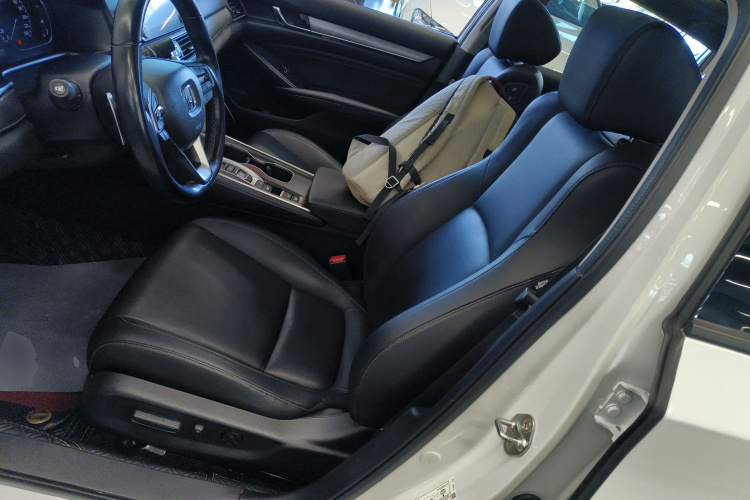 本田 雅阁 2018款 锐·混动 2.0L 锐智版 国VI中控内饰19